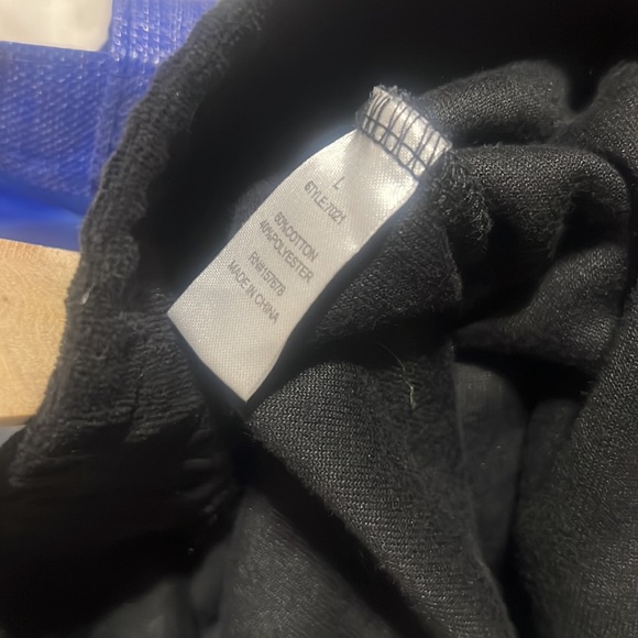 Fashion nova velour shorts - Picture 4 of 4